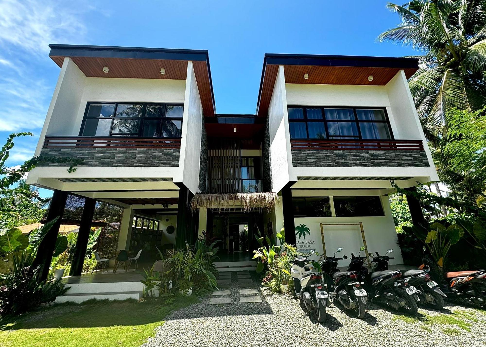 Отель Casa Basa Siargao Генерал-Луна Экстерьер фото